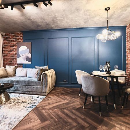 Harley Quinn Apartment Букурещ Екстериор снимка